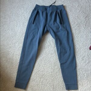 Old Navy Men’s Jogger with Zipper Pockets